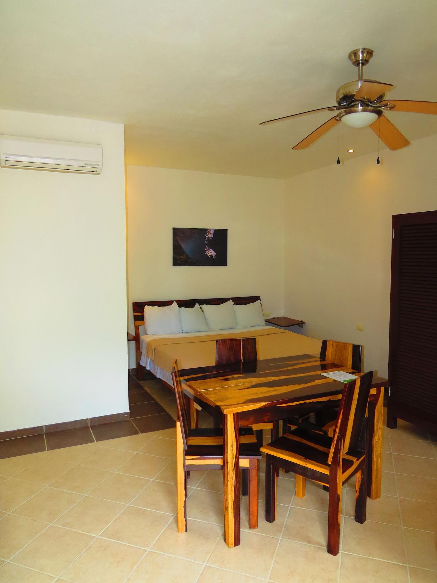 טולום Xibalba Hotel Dive Center מראה חיצוני תמונה